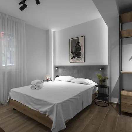 Harmony Suite, Nilie Hospitality Mgmt Apartament